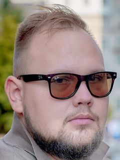 Евгений Зюзин