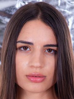 Кэнди Лучани