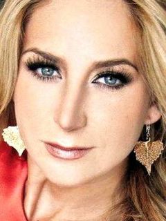 Хералдина Базан