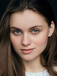 Карина Нелюбова