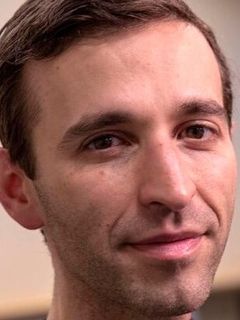 Энтони Рот Костанзо