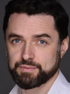 Максим Гусейнов