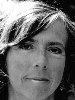 Петронелла Баркер