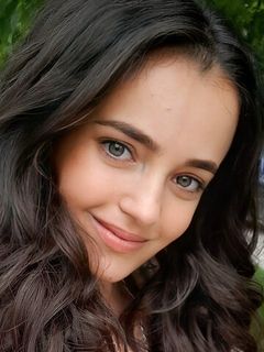 Адриана Василкова
