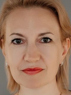 Елена Развозжаева
