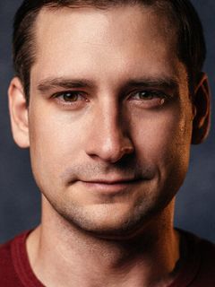 Юрий Ляхов