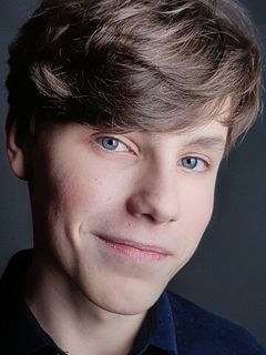 Николай Попов