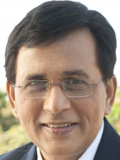 Динеш Каушик