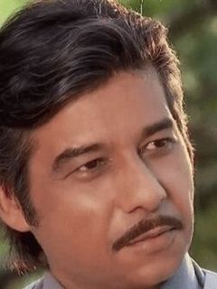 Навед Аслам