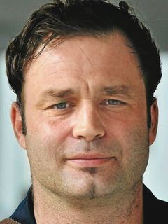 Аксель Хольст