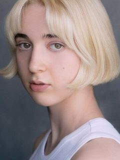 Maisie Ayres