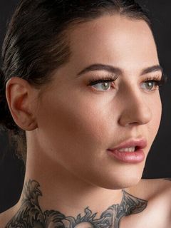 Tiana Kaos
