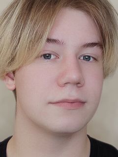 Максим Захаров