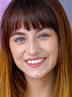 Лана Смоллс