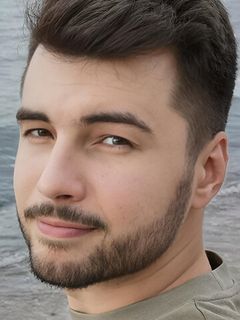 Илья Космынин