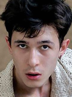 Арсений Белов