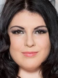 Майя Милано