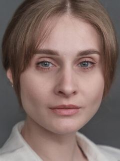 Анна Костина