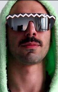 Арсен Каракозов