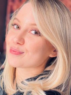 Карина Полкова