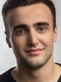 Алексей Леонтьев