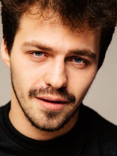 Юрий Сазонов