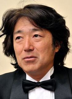 Эйитиро Хасуми