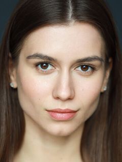 Полина Ларина