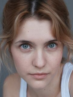 Элина Жукова