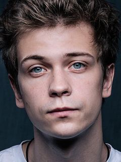 Денис Косиков