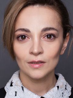 Теона Дольникова