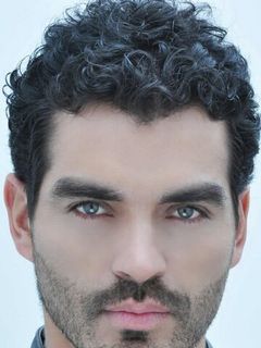 Тиберио Крус