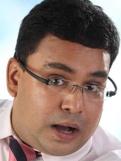 Никхил Ратнапаркхи