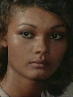 Люсия Рамирез