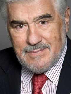 Марио Адорф