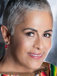 Эухения Леон