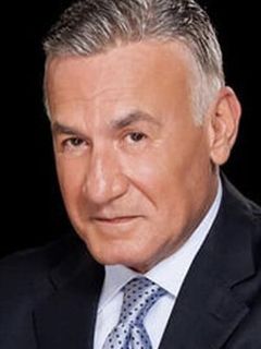 Эззат Абу Уф