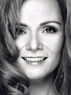 Сельма Бьёднсдоуттир