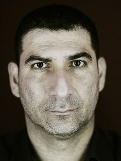 Яннис Экономидес