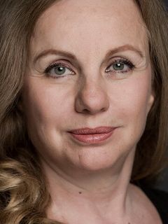 Айшен Инджи