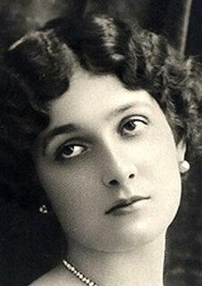 Лина Кавалери