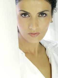 Соня Топацио