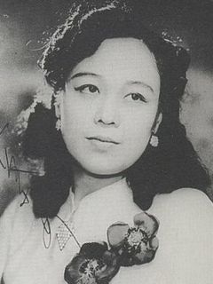 Акико Футаба