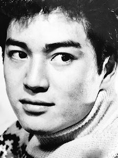 Кэйитиро Акаги