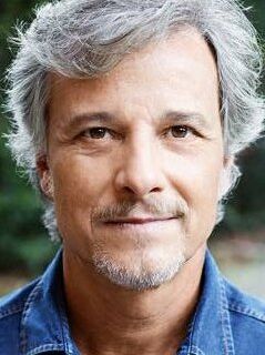 Марселу Новаэс