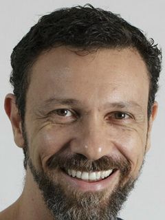 Луис Николау