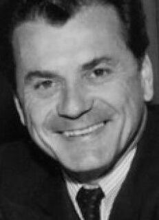 Морис Казенёв