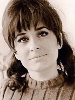 Зора Колинска