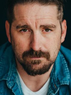 Адам Хэмптон