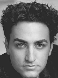 Джастин Левин